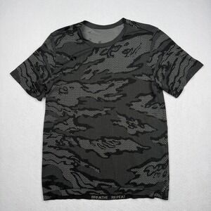 Lululemon Shirt Mens Large Black Camo Breathe Repeat Toronto Athletic Tee Run